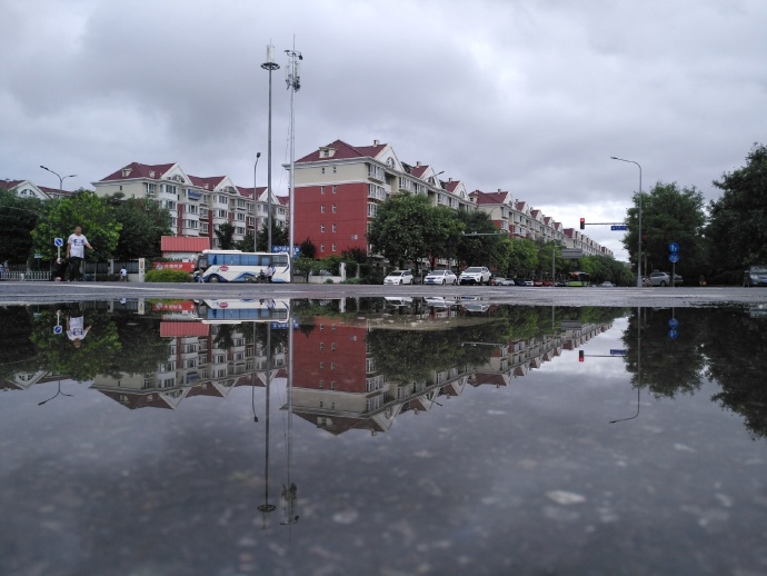 雨后街道