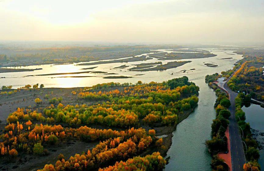 yili river.jpeg yili river.jpeg